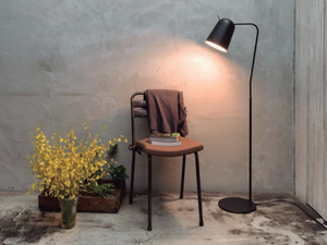 DODO - Adjustable metal floor lamp _ Aromas del Campo